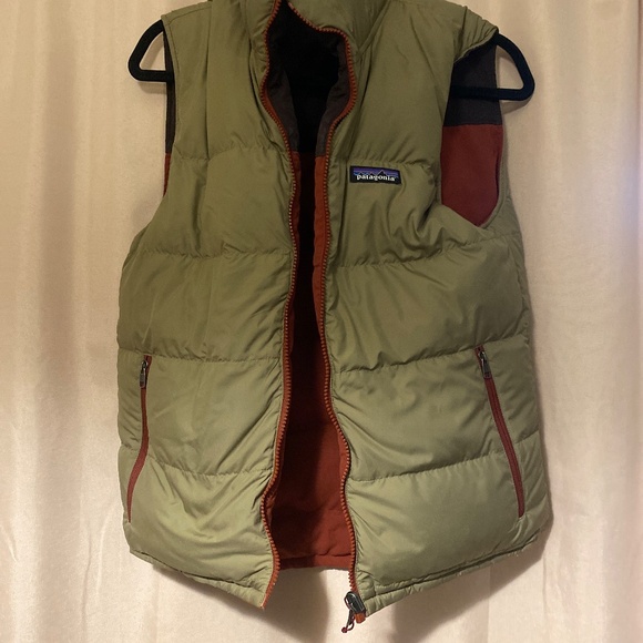 Patagonia Reversible Bivy Down Vest - Picture 3 of 4
